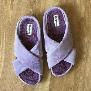Dearfoams Women’s Slippers